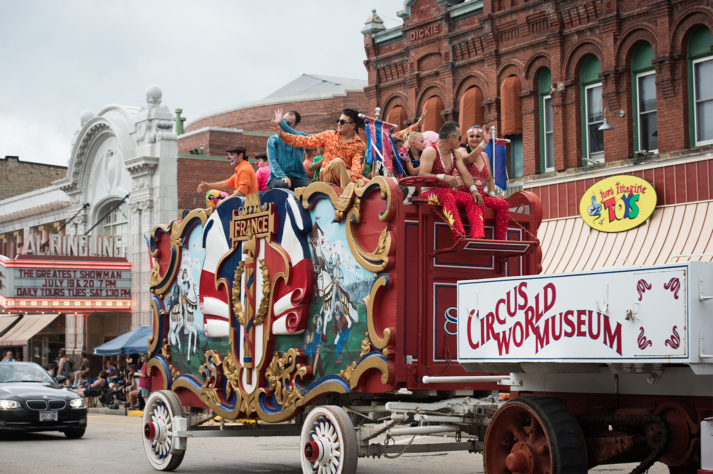 Big Top ParadeBaraboo Discover Wisconsin